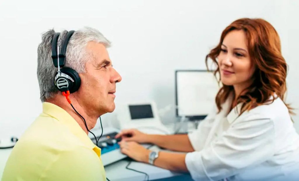 ضرورت ادیومتری در معاینات بدو استخدام در طب کار آریا پژوهان غرب